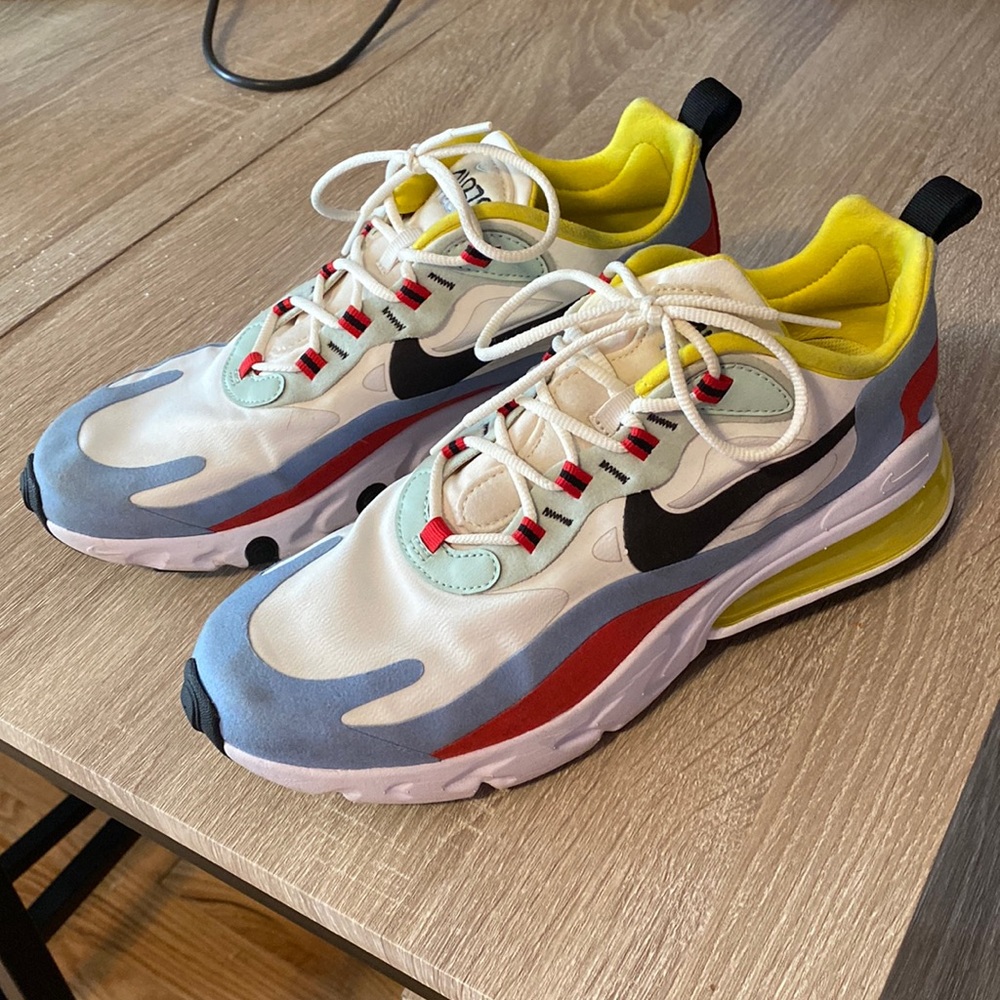 Lightly worn air max 270 react